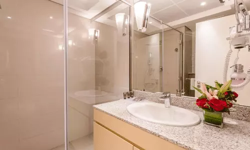 هتل رویال کنتیننتال دبی